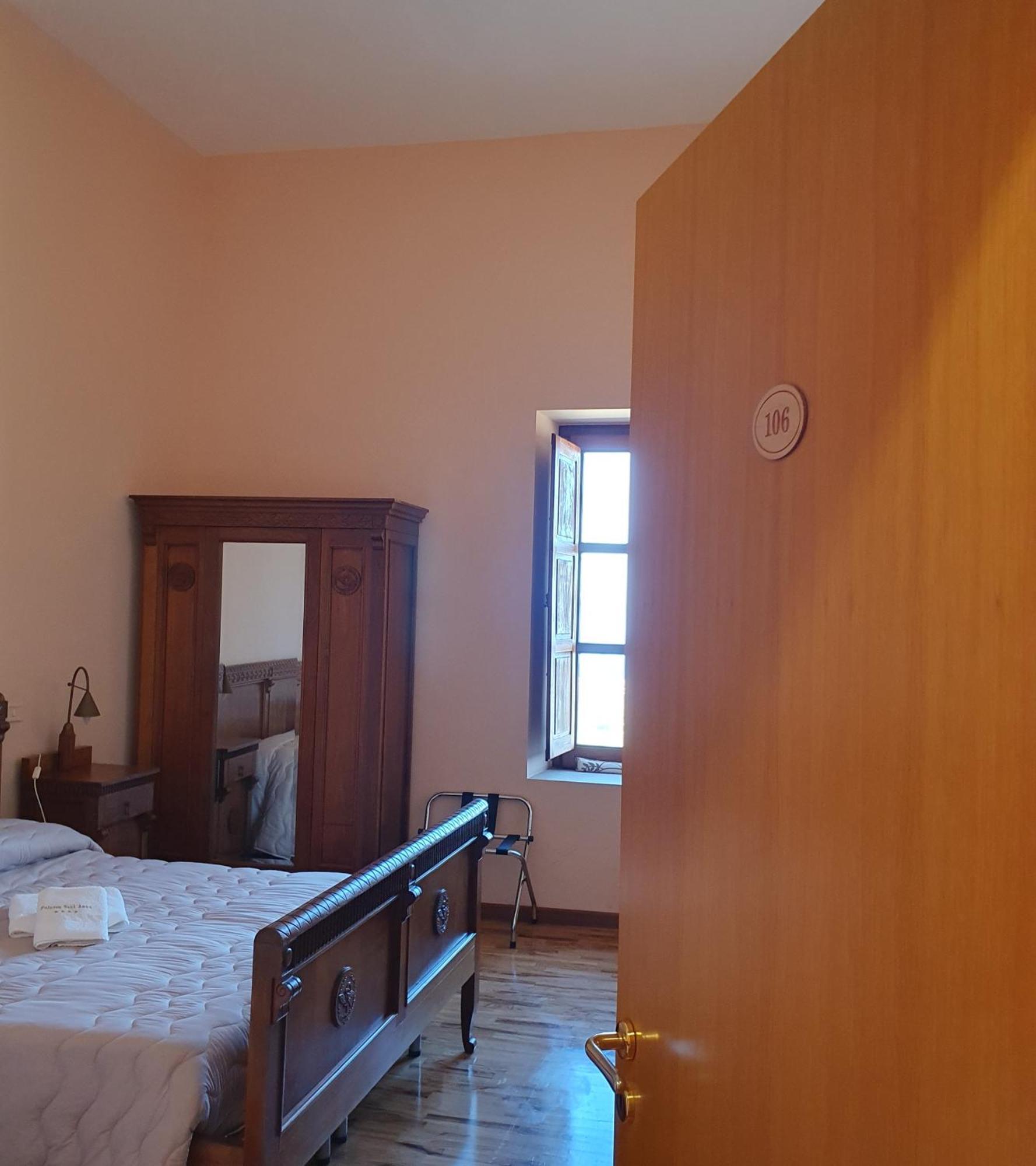 Palazzo Sant'Anna Hotel Gerace Kültér fotó