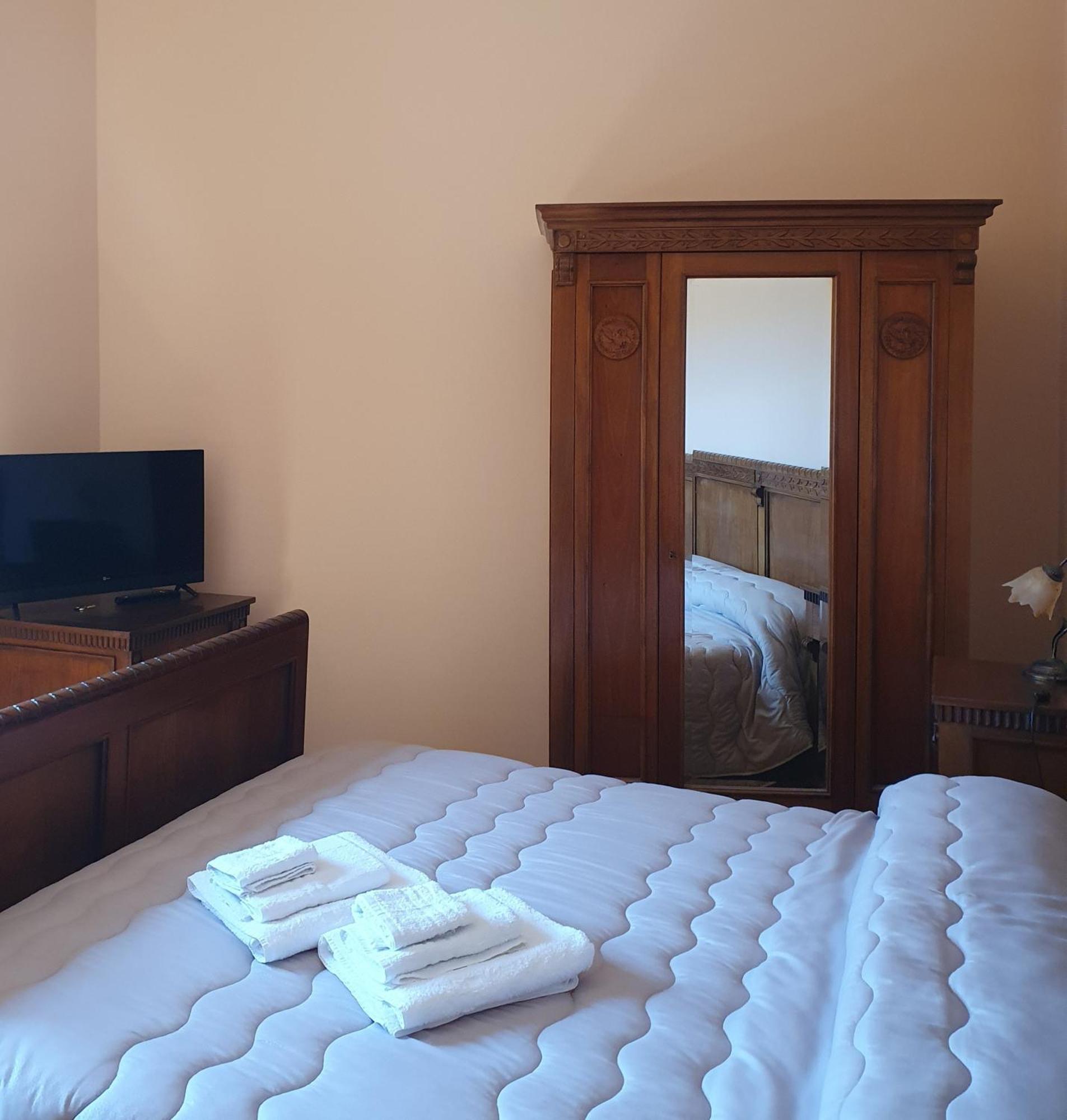 Palazzo Sant'Anna Hotel Gerace Kültér fotó